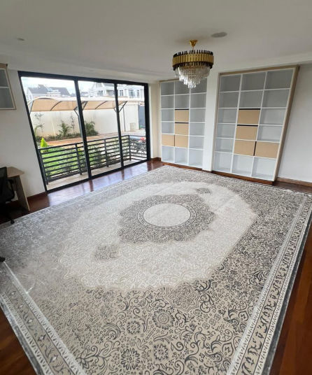 Omar Modern Carpets Showroom Interior